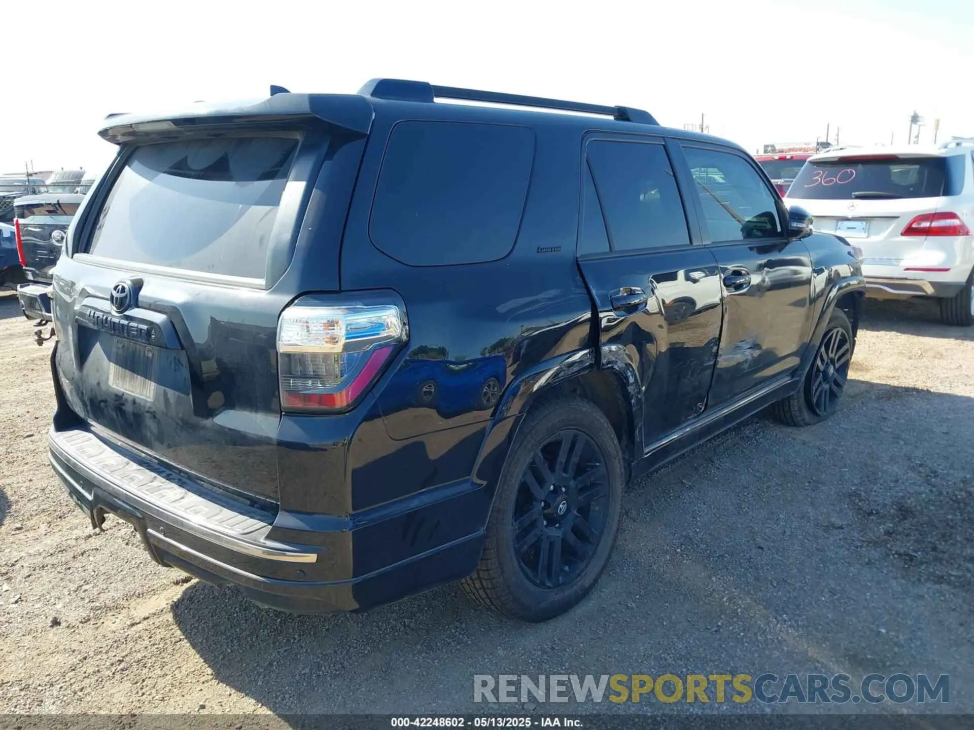 4 Photograph of a damaged car JTEBU5JR9K5714251 TOYOTA 4RUNNER 2019