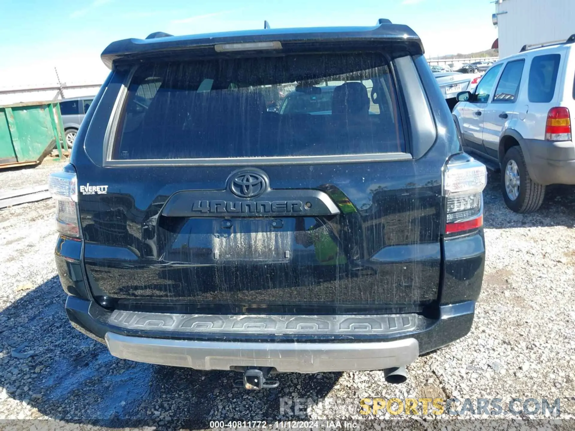 16 Photograph of a damaged car JTEBU5JR9K5723872 TOYOTA 4RUNNER 2019