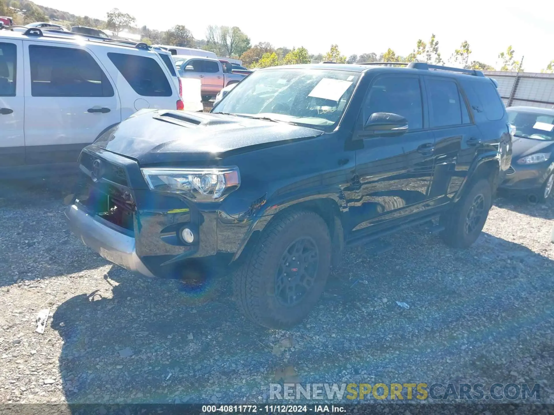 2 Photograph of a damaged car JTEBU5JR9K5723872 TOYOTA 4RUNNER 2019
