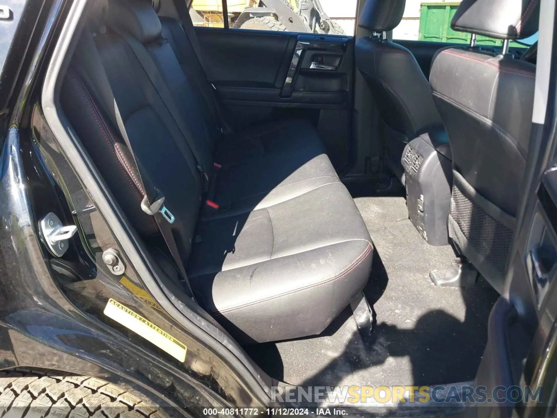 8 Photograph of a damaged car JTEBU5JR9K5723872 TOYOTA 4RUNNER 2019