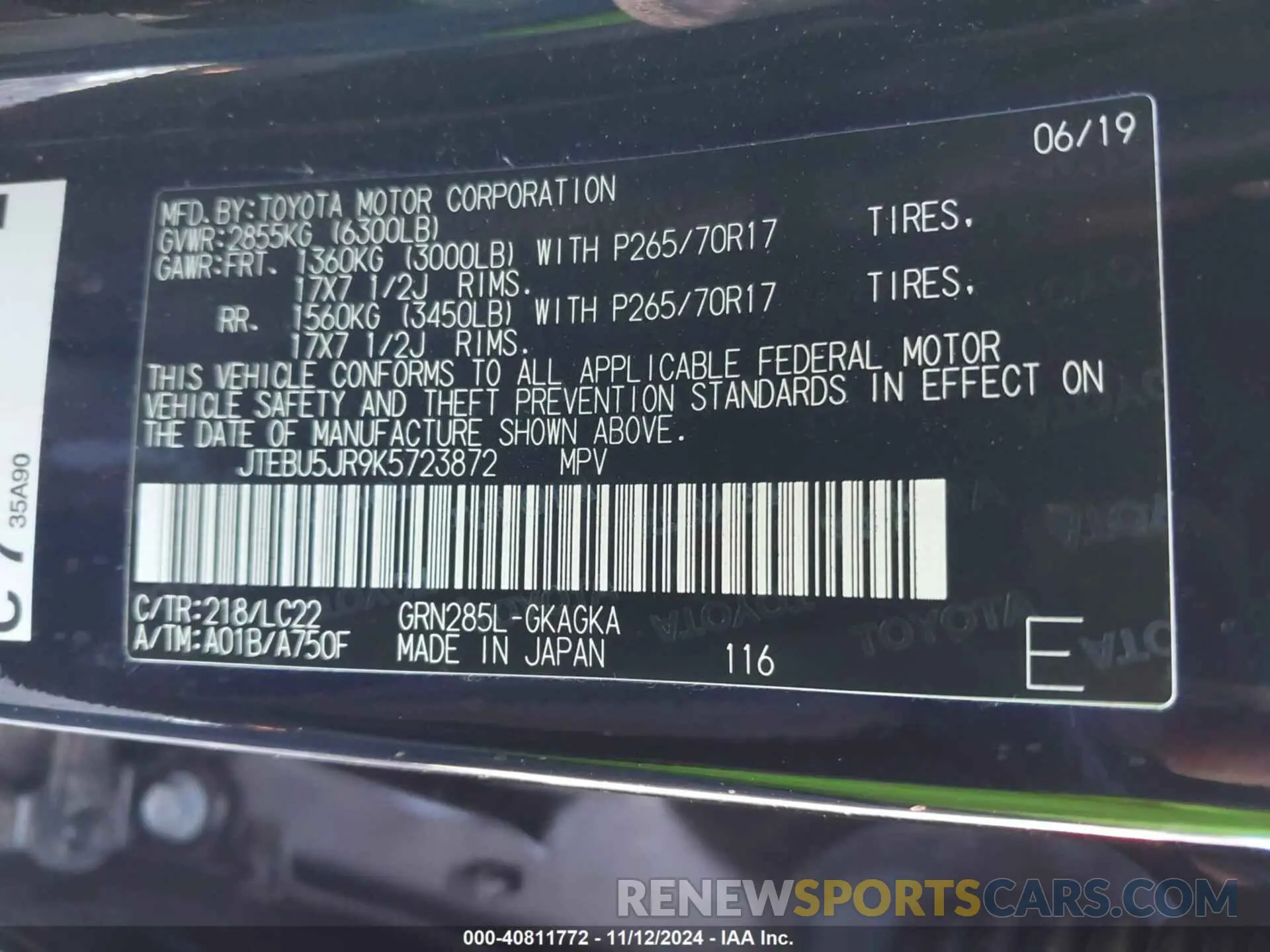 9 Photograph of a damaged car JTEBU5JR9K5723872 TOYOTA 4RUNNER 2019