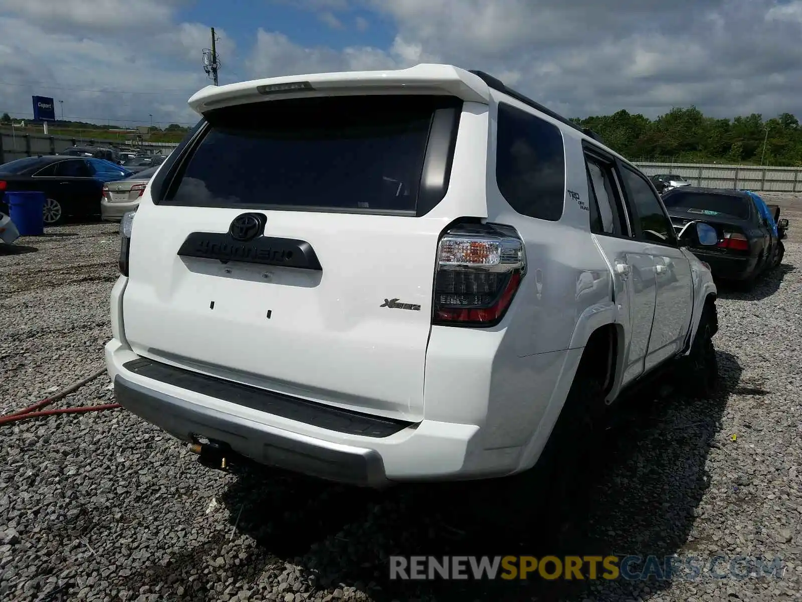 4 Photograph of a damaged car JTEBU5JR9K5725590 TOYOTA 4RUNNER 2019