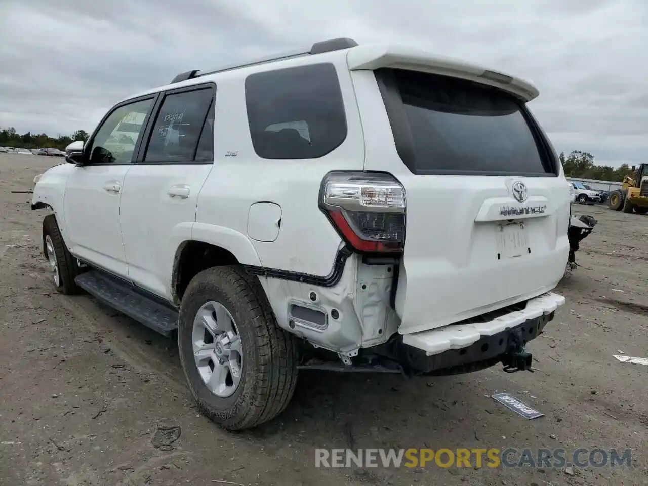 3 Photograph of a damaged car JTEBU5JRXK5614112 TOYOTA 4RUNNER 2019