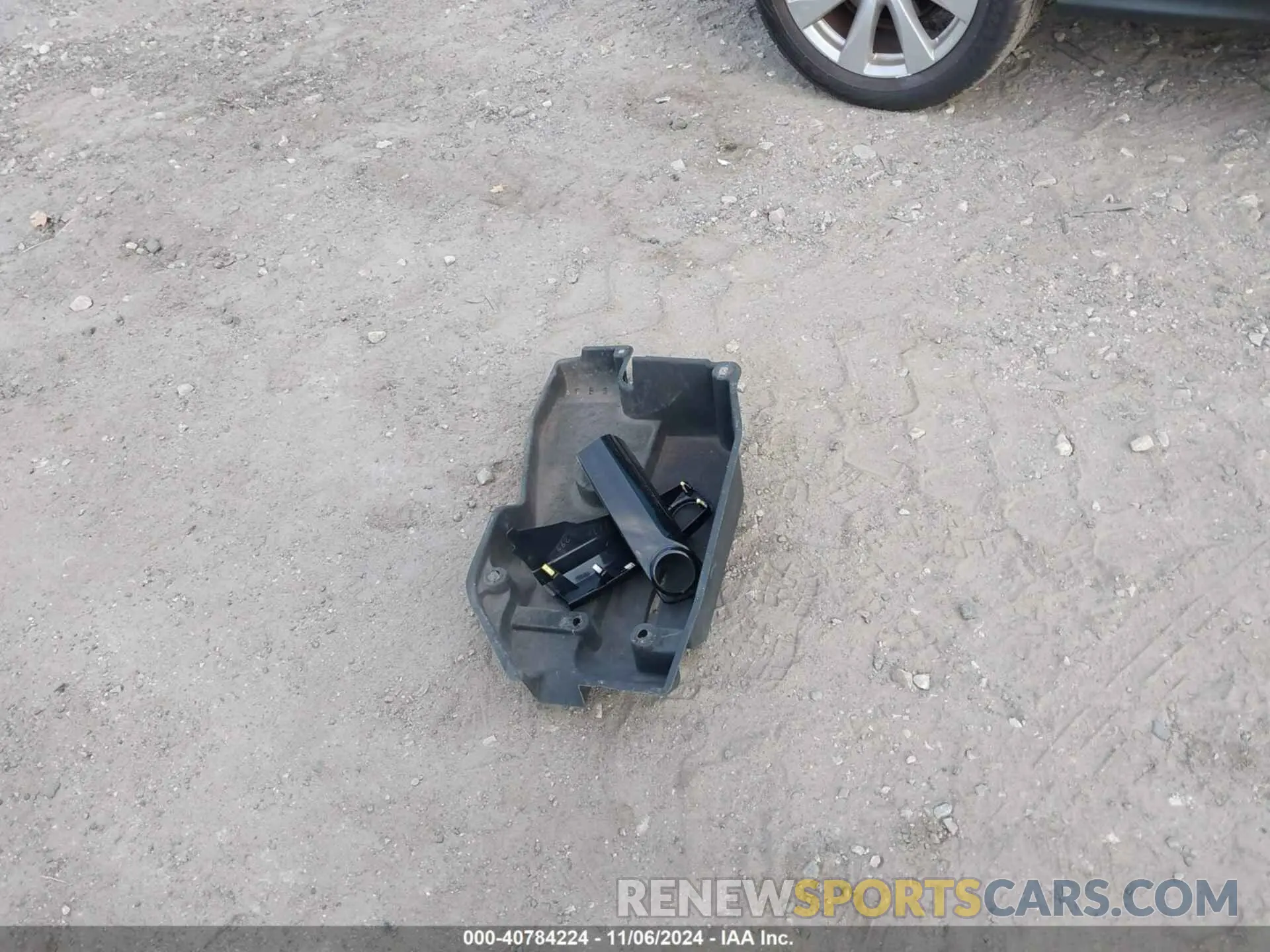 12 Photograph of a damaged car JTEBU5JRXK5627586 TOYOTA 4RUNNER 2019