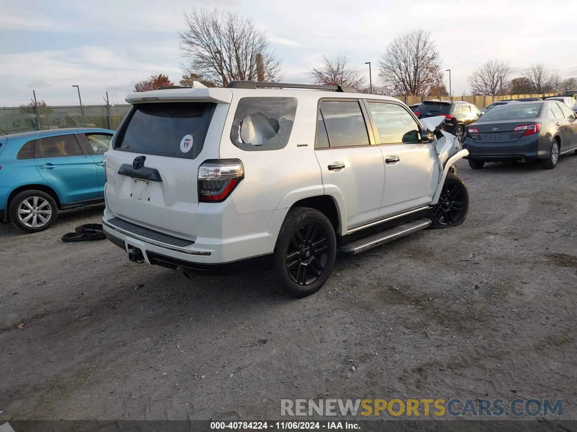 4 Photograph of a damaged car JTEBU5JRXK5627586 TOYOTA 4RUNNER 2019
