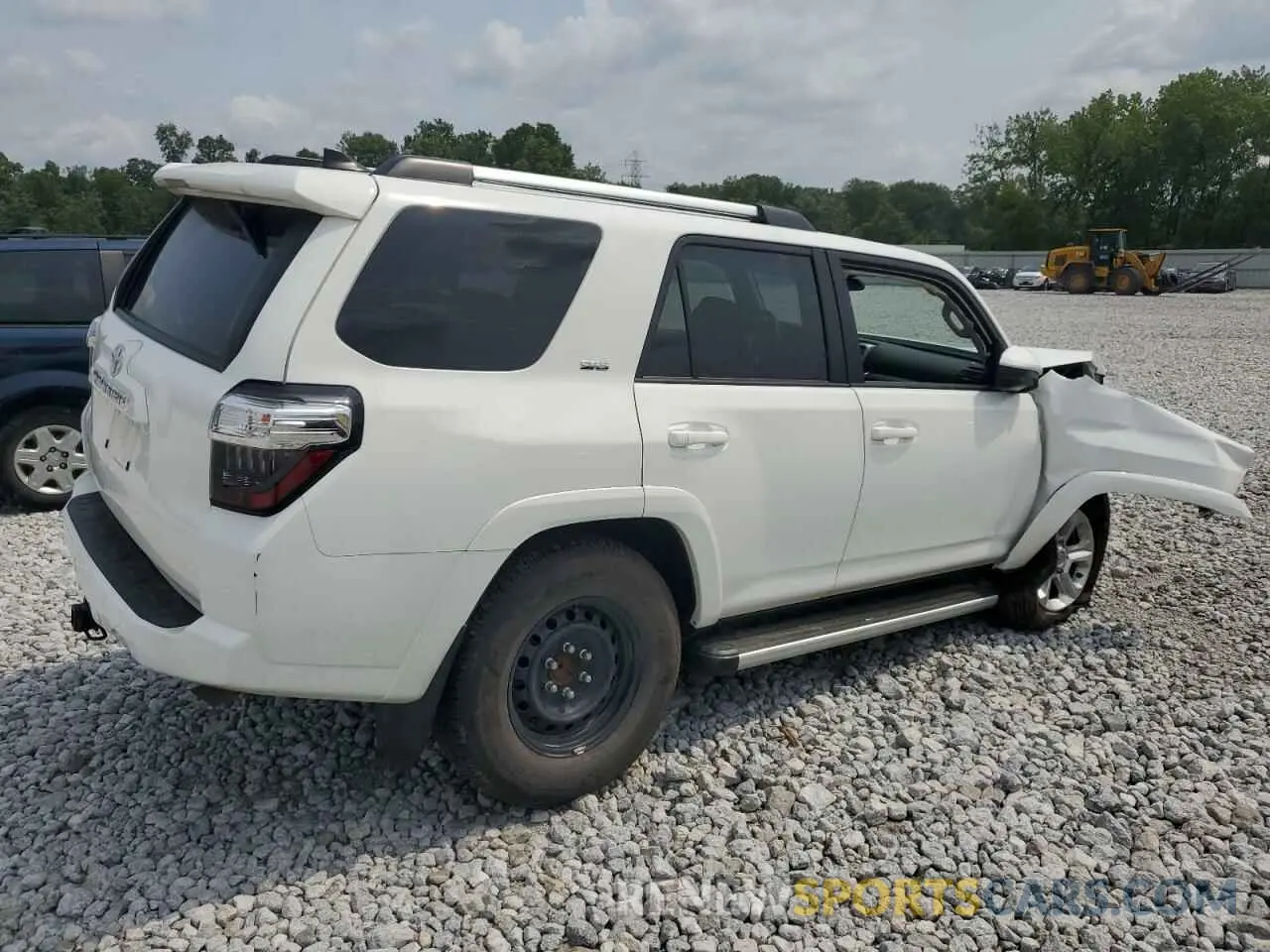 3 Photograph of a damaged car JTEBU5JRXK5634523 TOYOTA 4RUNNER 2019
