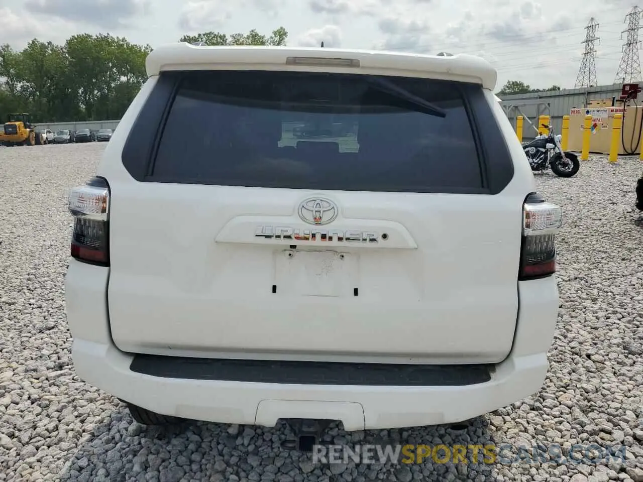 6 Photograph of a damaged car JTEBU5JRXK5634523 TOYOTA 4RUNNER 2019