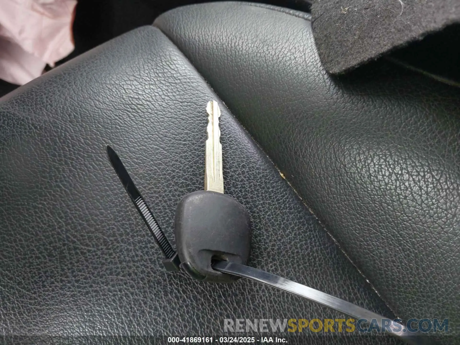 11 Photograph of a damaged car JTEBU5JRXK5638880 TOYOTA 4RUNNER 2019