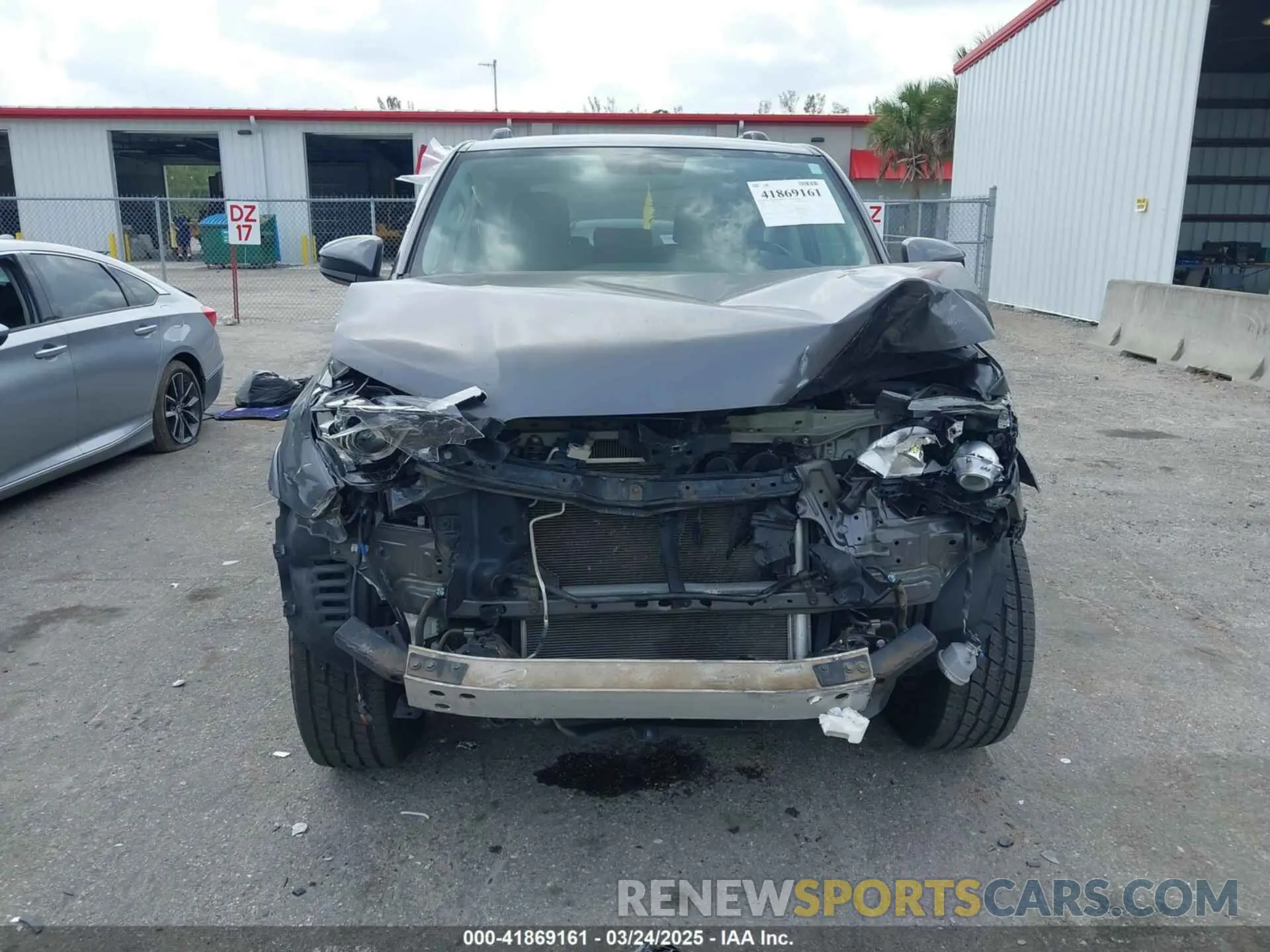 12 Photograph of a damaged car JTEBU5JRXK5638880 TOYOTA 4RUNNER 2019