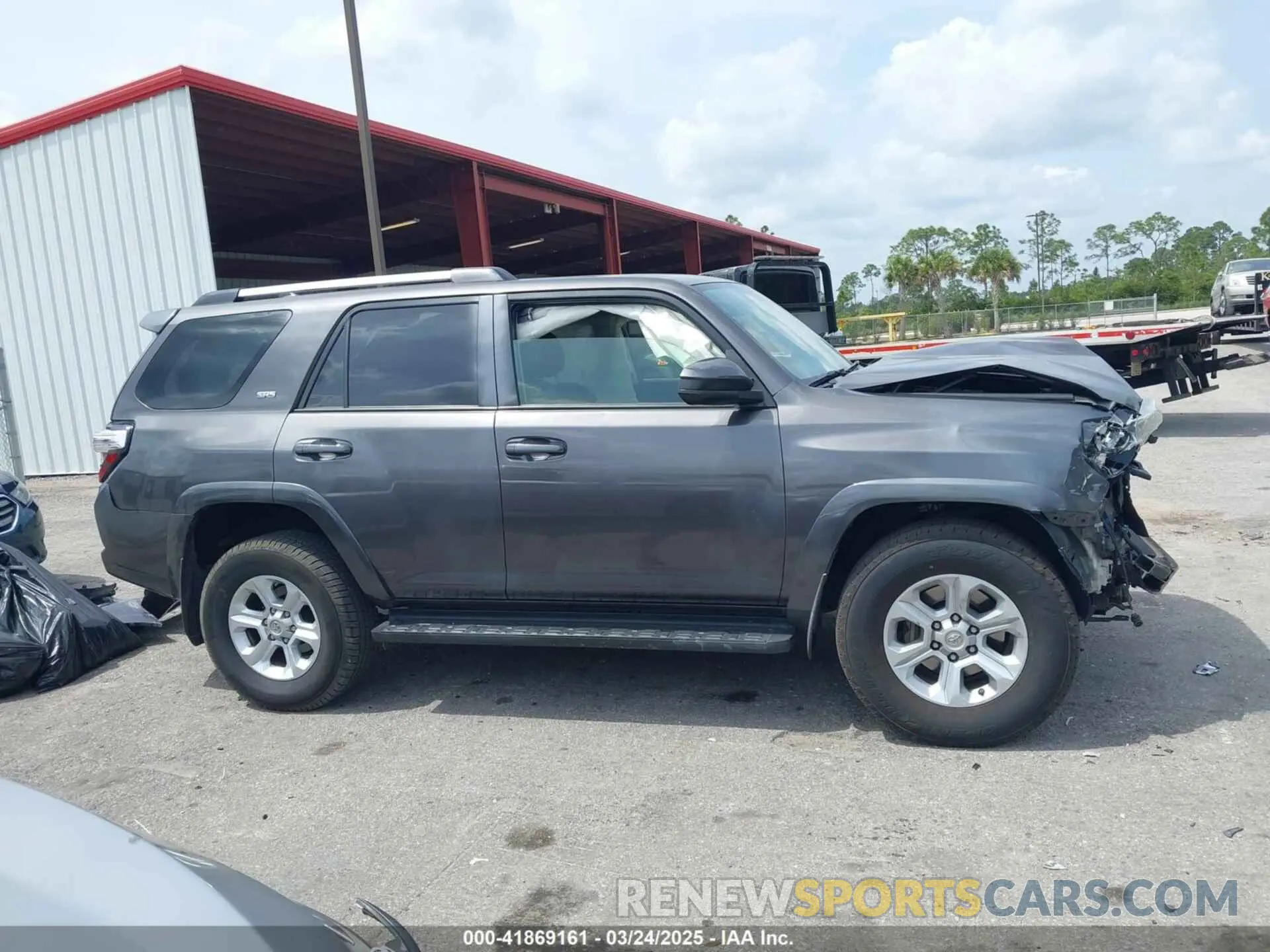 13 Photograph of a damaged car JTEBU5JRXK5638880 TOYOTA 4RUNNER 2019