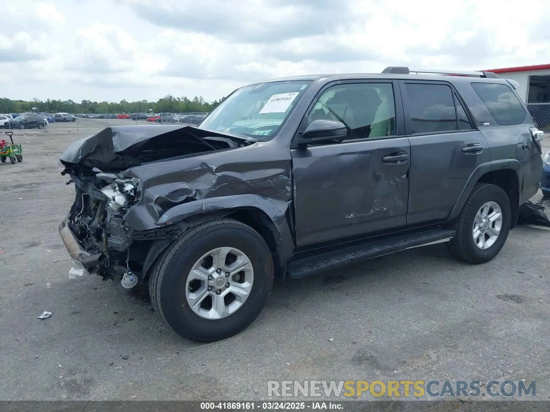 19 Photograph of a damaged car JTEBU5JRXK5638880 TOYOTA 4RUNNER 2019