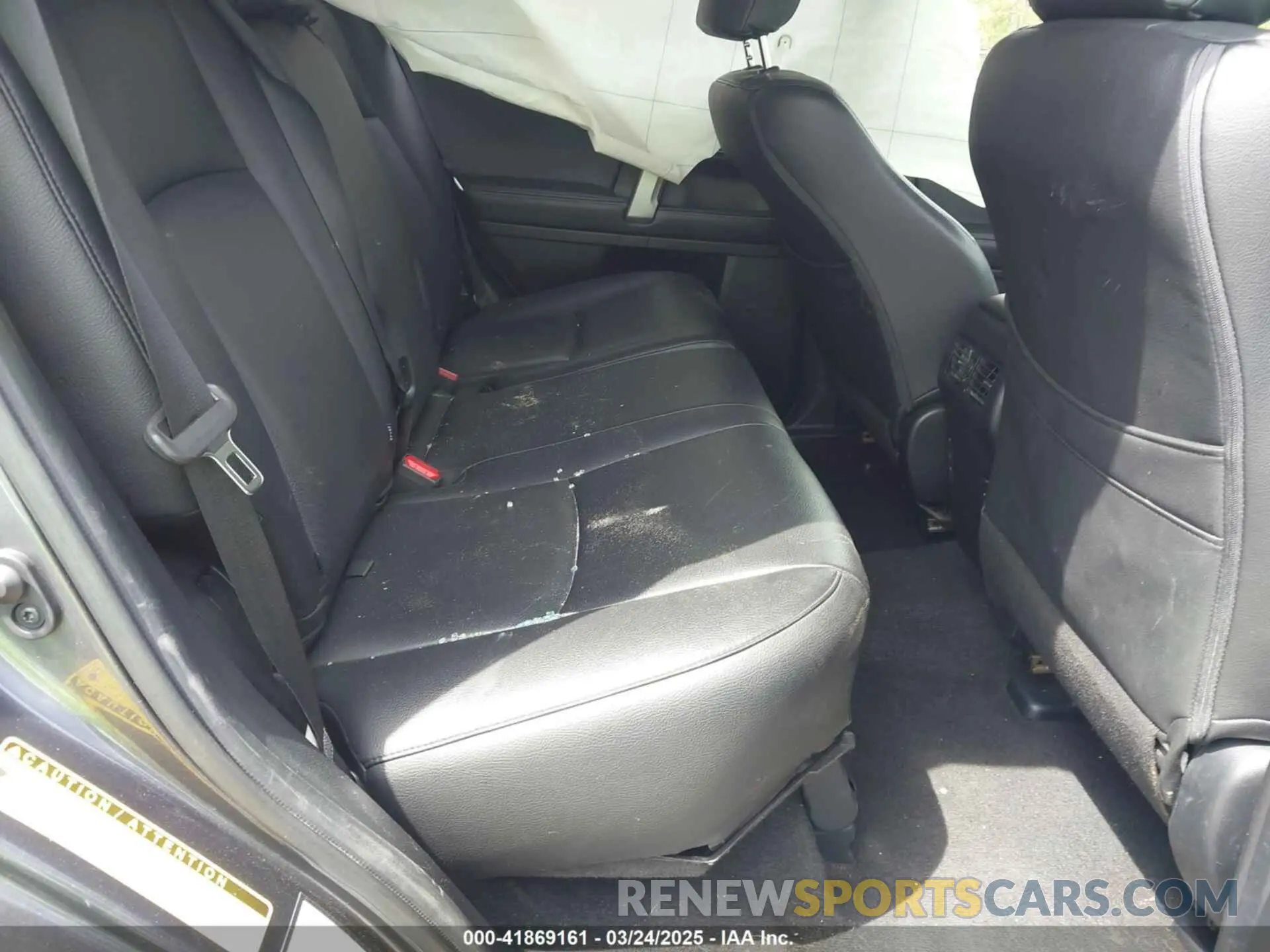 8 Photograph of a damaged car JTEBU5JRXK5638880 TOYOTA 4RUNNER 2019