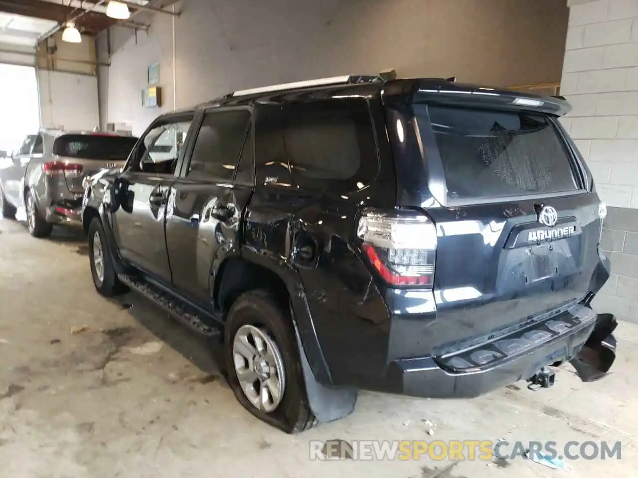 3 Photograph of a damaged car JTEBU5JRXK5642007 TOYOTA 4RUNNER 2019