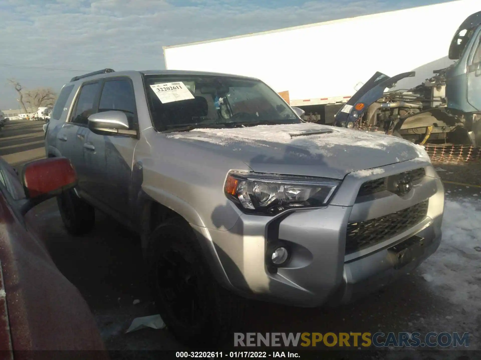 1 Photograph of a damaged car JTEBU5JRXK5642346 TOYOTA 4RUNNER 2019