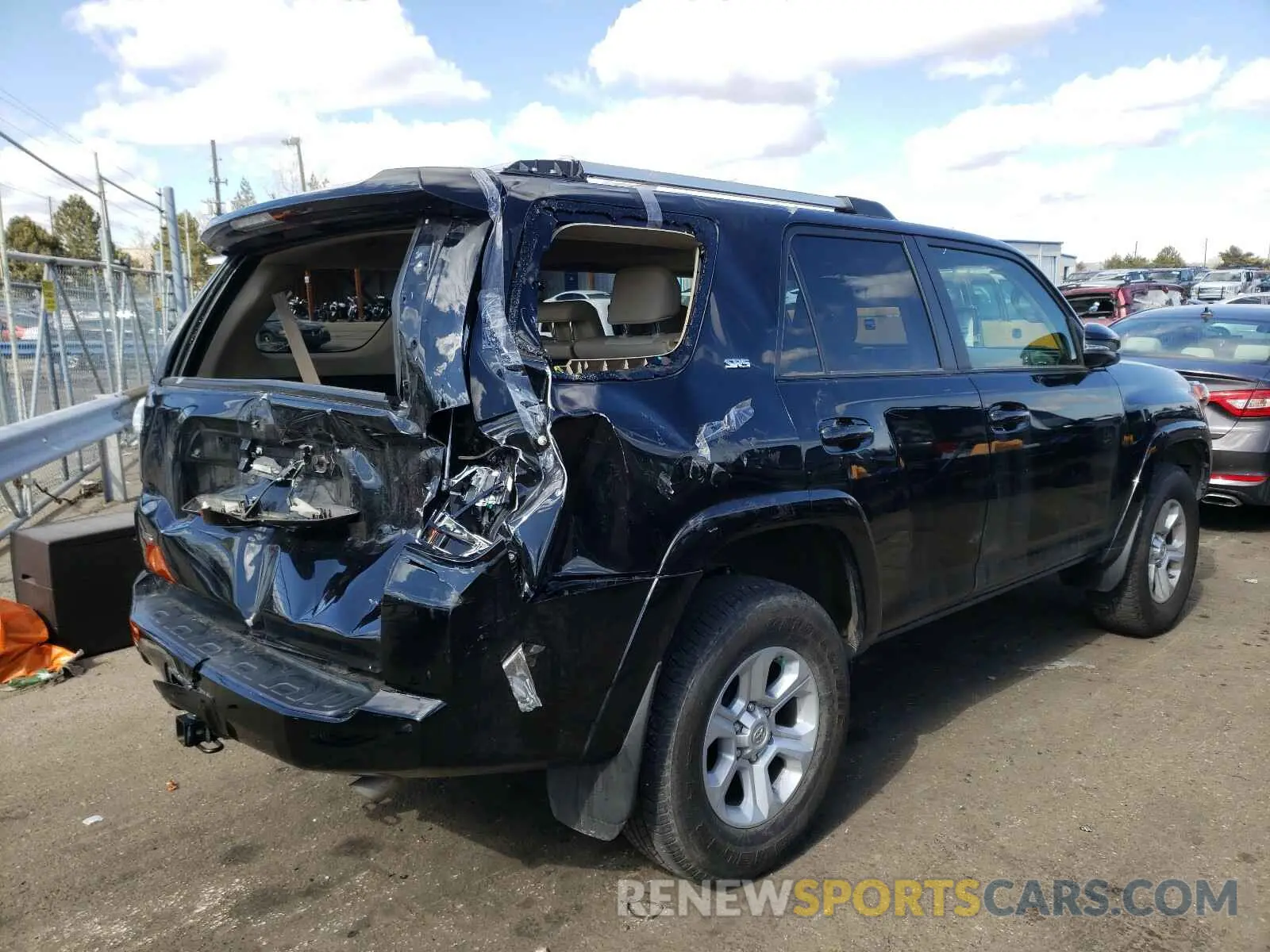 4 Photograph of a damaged car JTEBU5JRXK5642668 TOYOTA 4RUNNER 2019