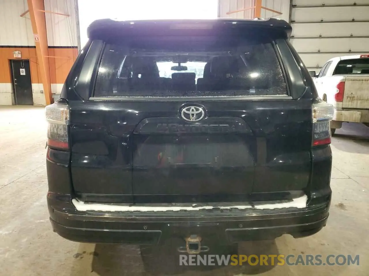 6 Photograph of a damaged car JTEBU5JRXK5642962 TOYOTA 4RUNNER 2019