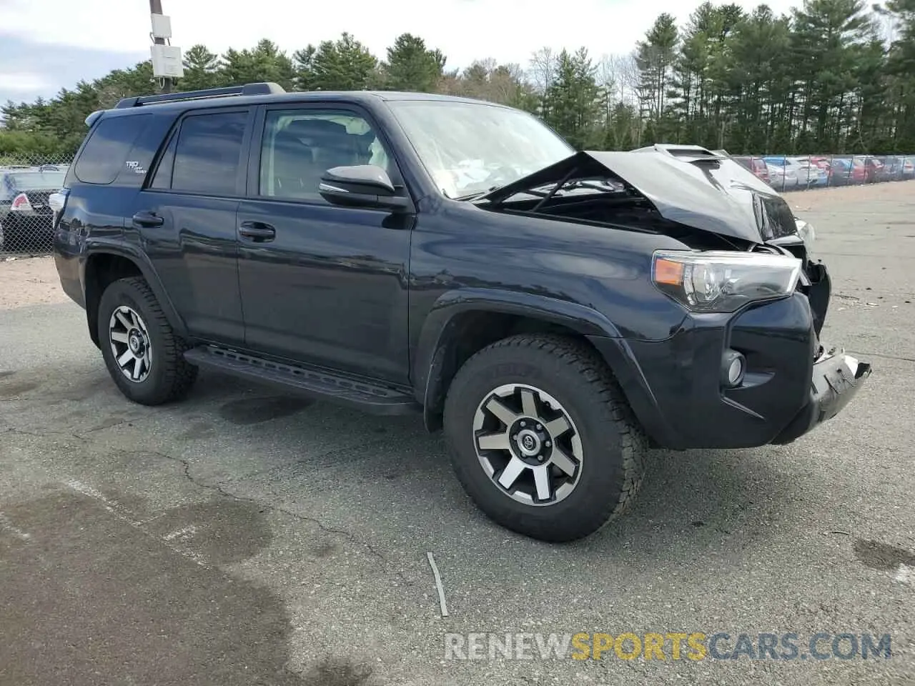 4 Photograph of a damaged car JTEBU5JRXK5643299 TOYOTA 4RUNNER 2019