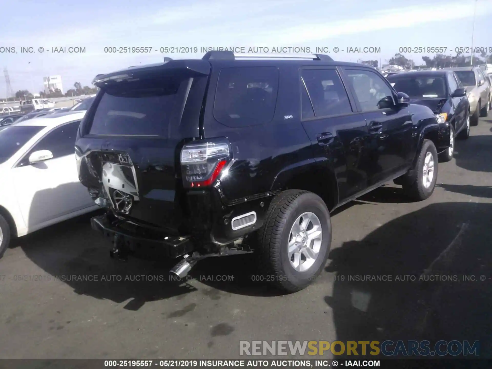 4 Photograph of a damaged car JTEBU5JRXK5644937 TOYOTA 4RUNNER 2019