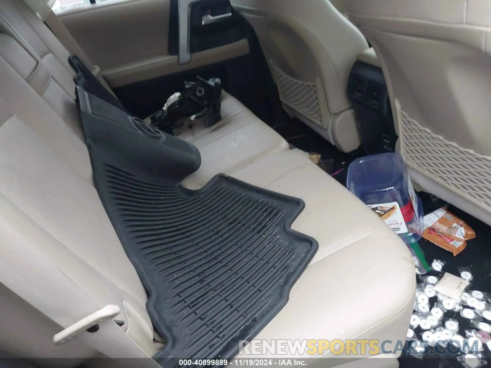 8 Photograph of a damaged car JTEBU5JRXK5653668 TOYOTA 4RUNNER 2019