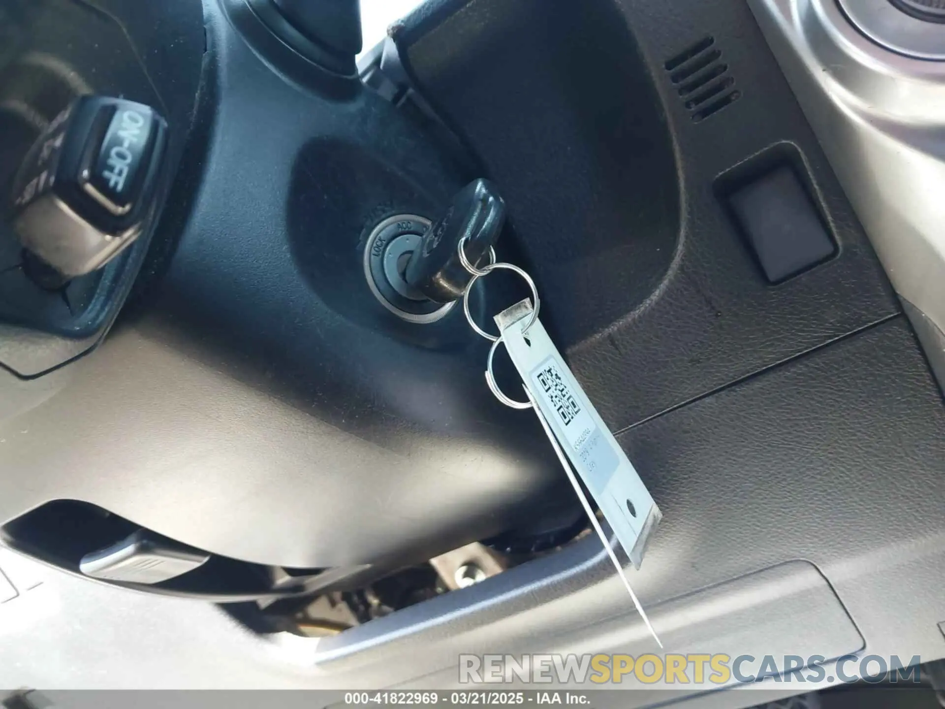 11 Photograph of a damaged car JTEBU5JRXK5664489 TOYOTA 4RUNNER 2019