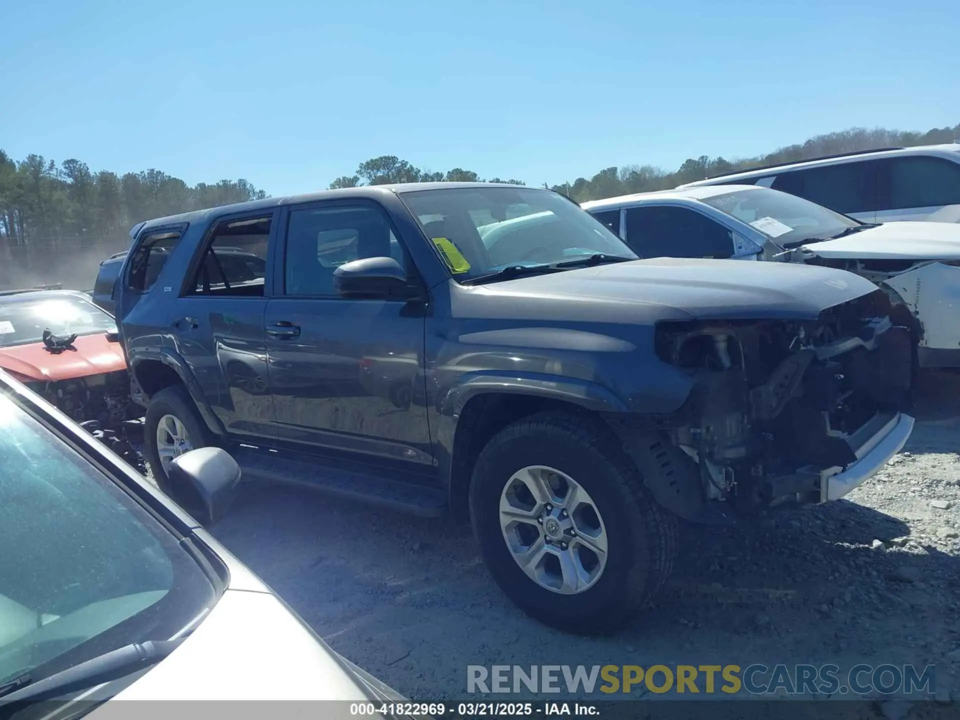 13 Photograph of a damaged car JTEBU5JRXK5664489 TOYOTA 4RUNNER 2019