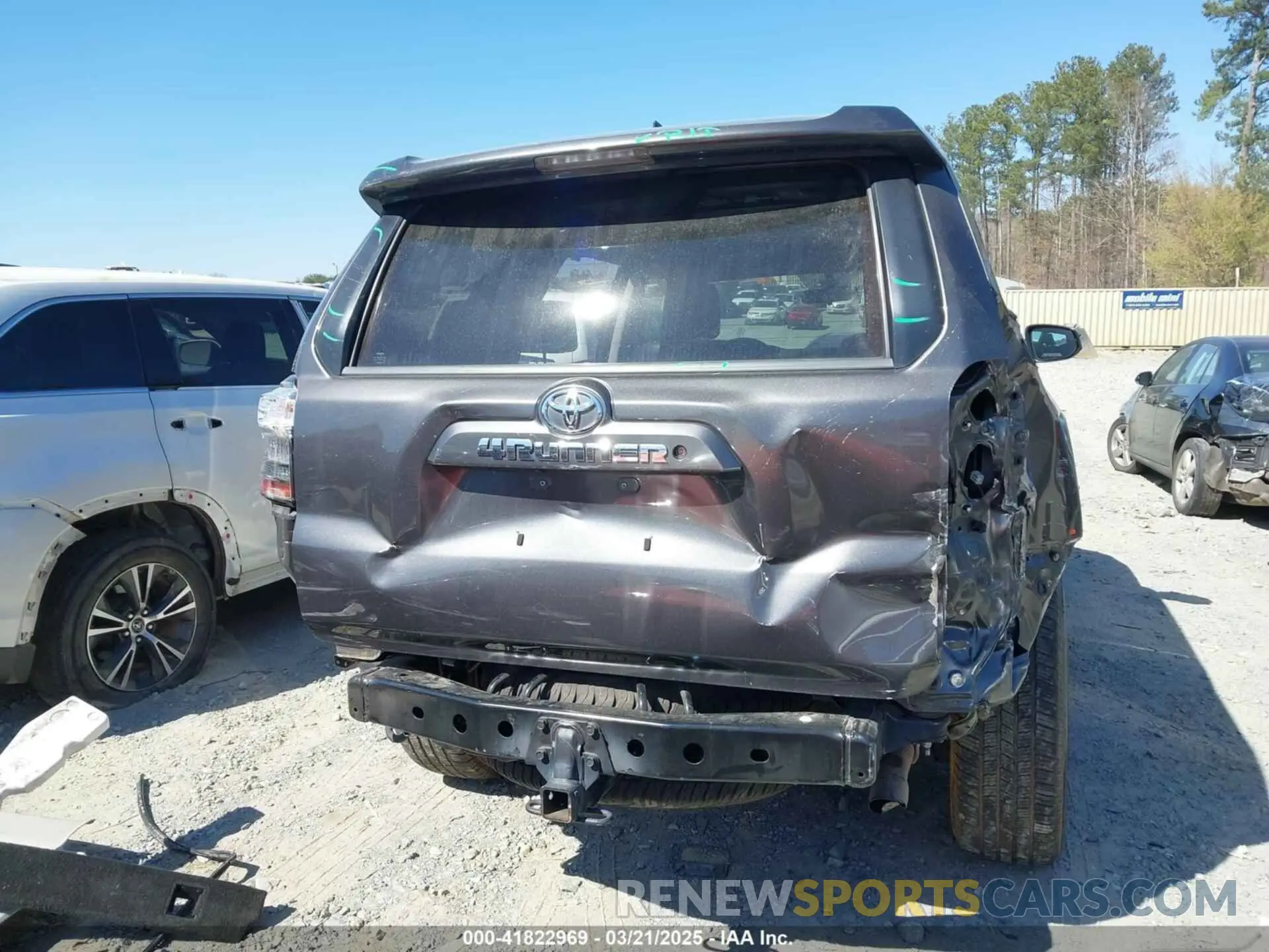 16 Photograph of a damaged car JTEBU5JRXK5664489 TOYOTA 4RUNNER 2019