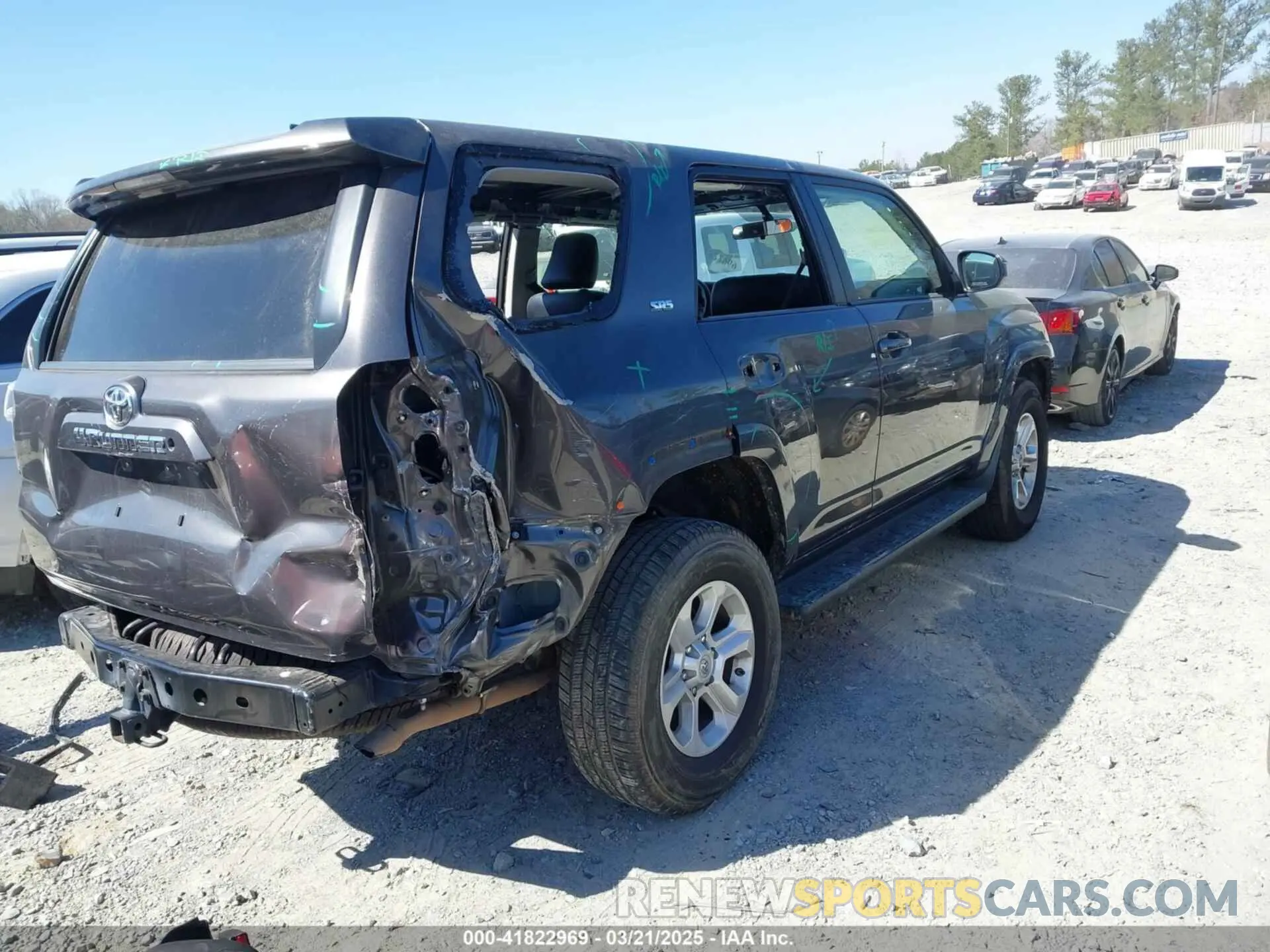 4 Photograph of a damaged car JTEBU5JRXK5664489 TOYOTA 4RUNNER 2019