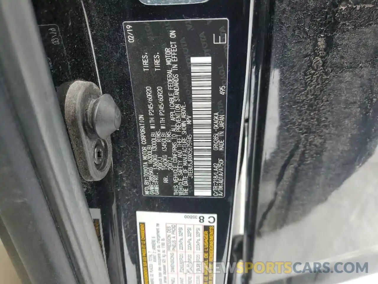 13 Photograph of a damaged car JTEBU5JRXK5675945 TOYOTA 4RUNNER 2019