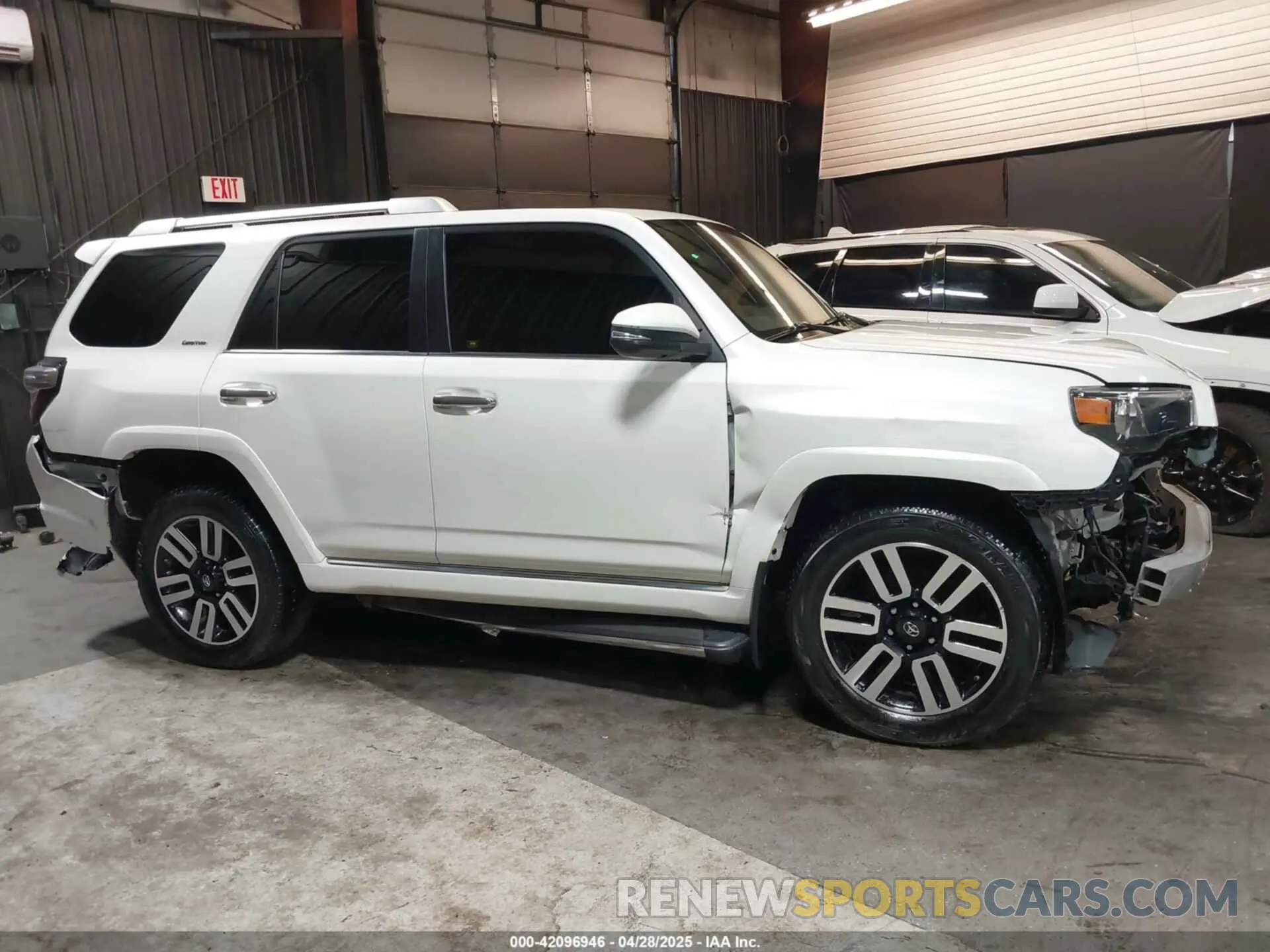 14 Photograph of a damaged car JTEBU5JRXK5678456 TOYOTA 4RUNNER 2019
