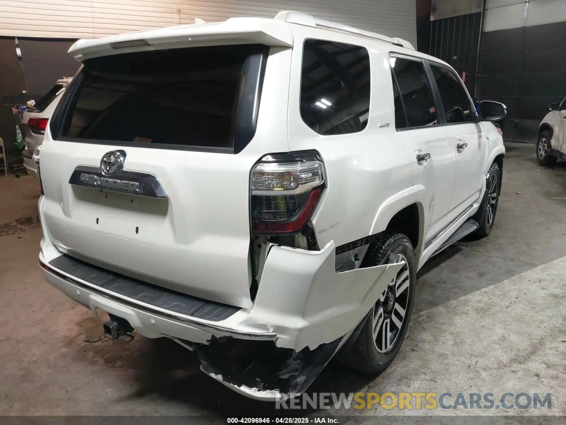 4 Photograph of a damaged car JTEBU5JRXK5678456 TOYOTA 4RUNNER 2019