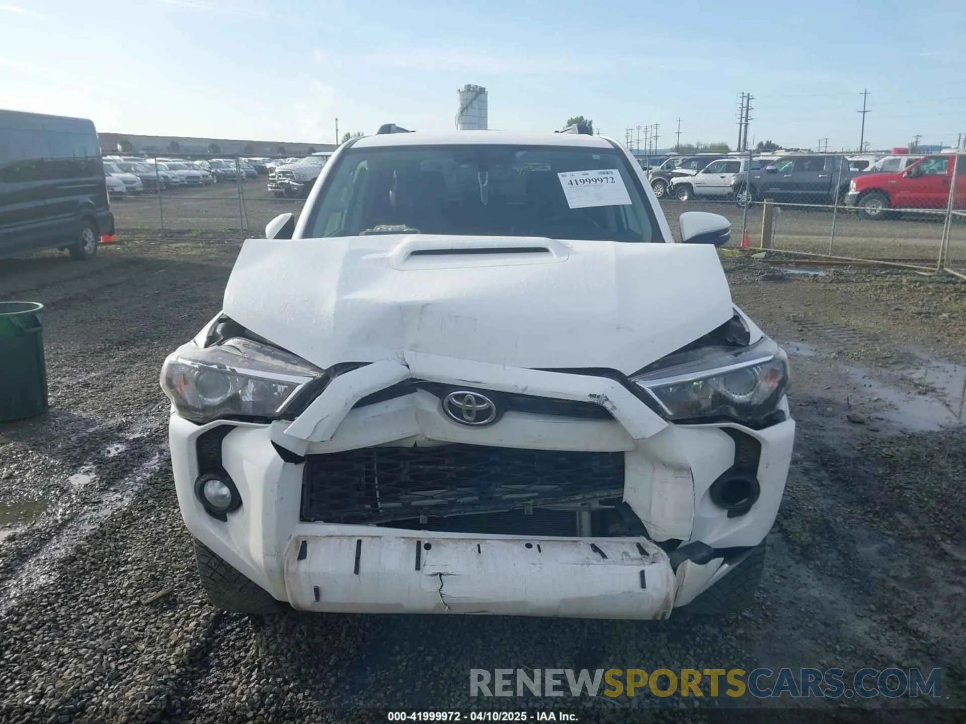 13 Photograph of a damaged car JTEBU5JRXK5700956 TOYOTA 4RUNNER 2019