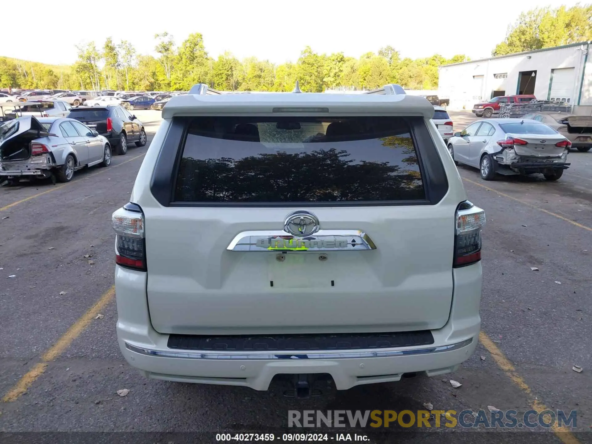 16 Photograph of a damaged car JTEBU5JRXK5701279 TOYOTA 4RUNNER 2019