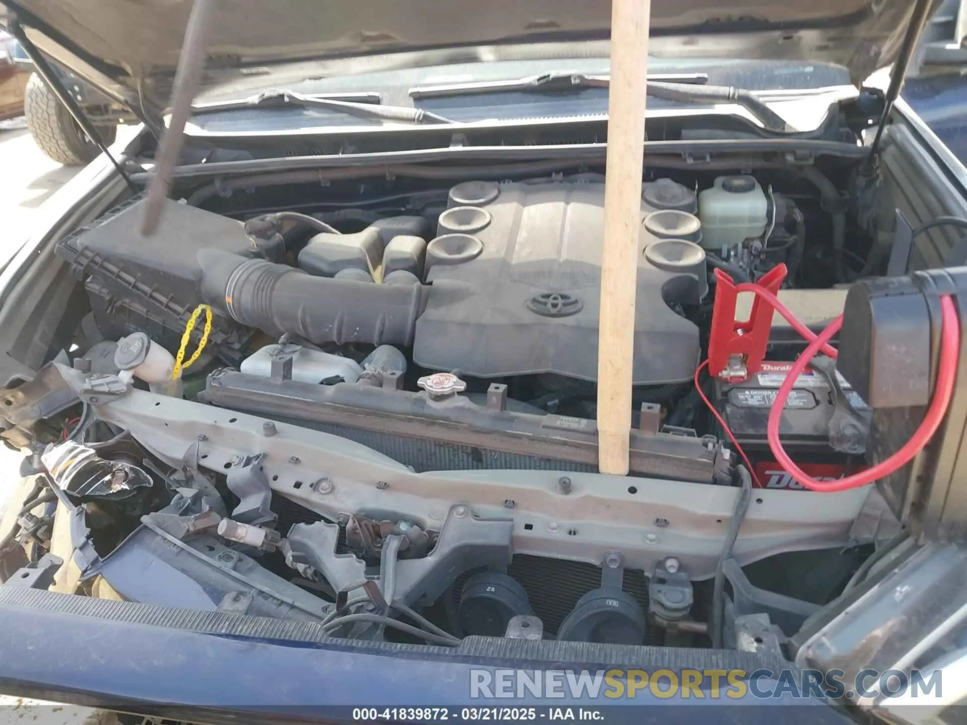 10 Photograph of a damaged car JTEBU5JRXK5721483 TOYOTA 4RUNNER 2019