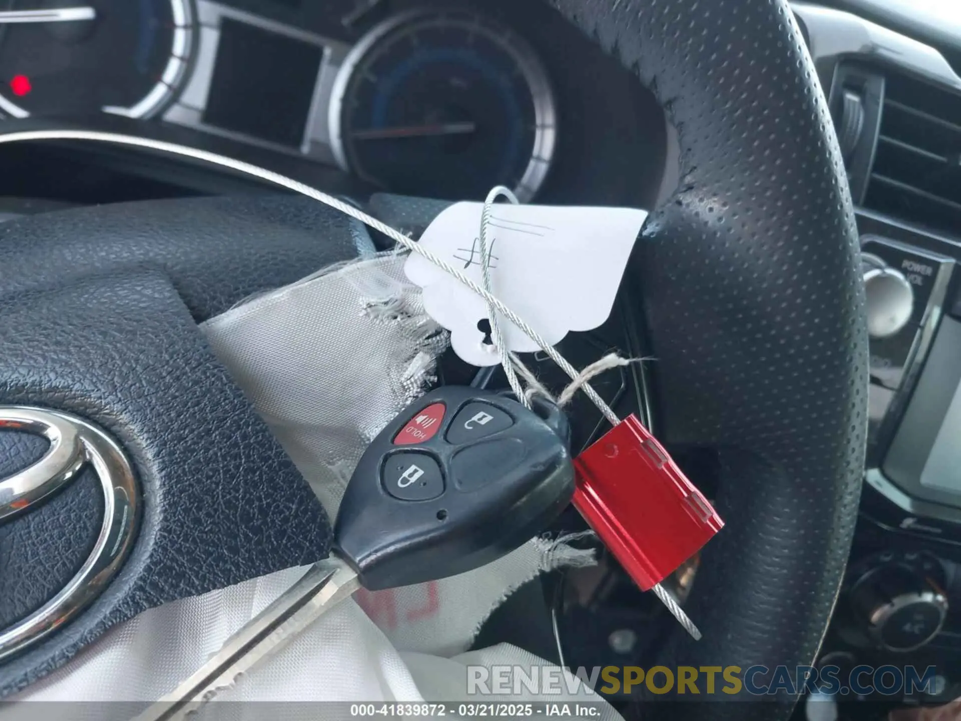 11 Photograph of a damaged car JTEBU5JRXK5721483 TOYOTA 4RUNNER 2019