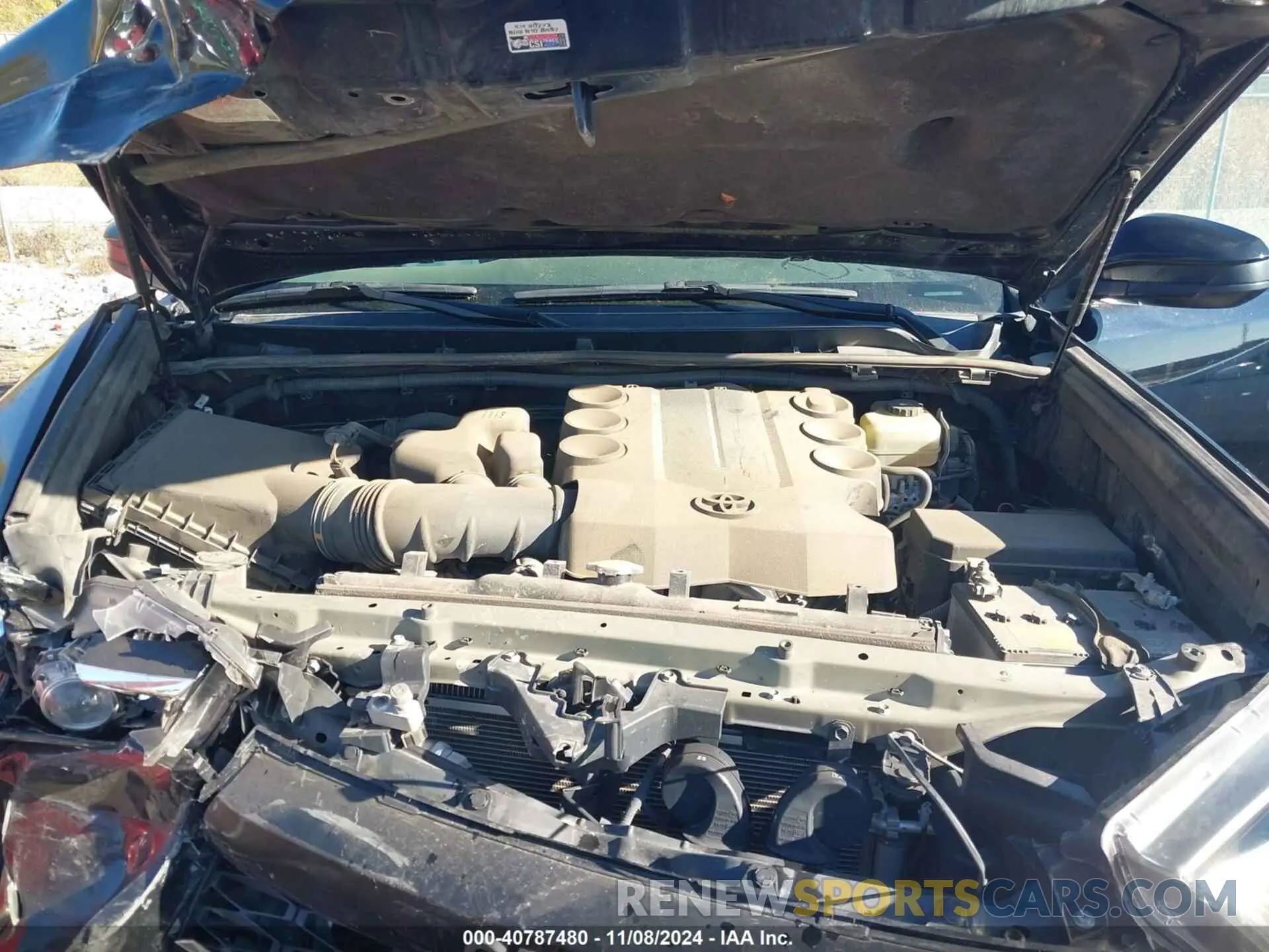 10 Photograph of a damaged car JTEBU5JRXK5722990 TOYOTA 4RUNNER 2019