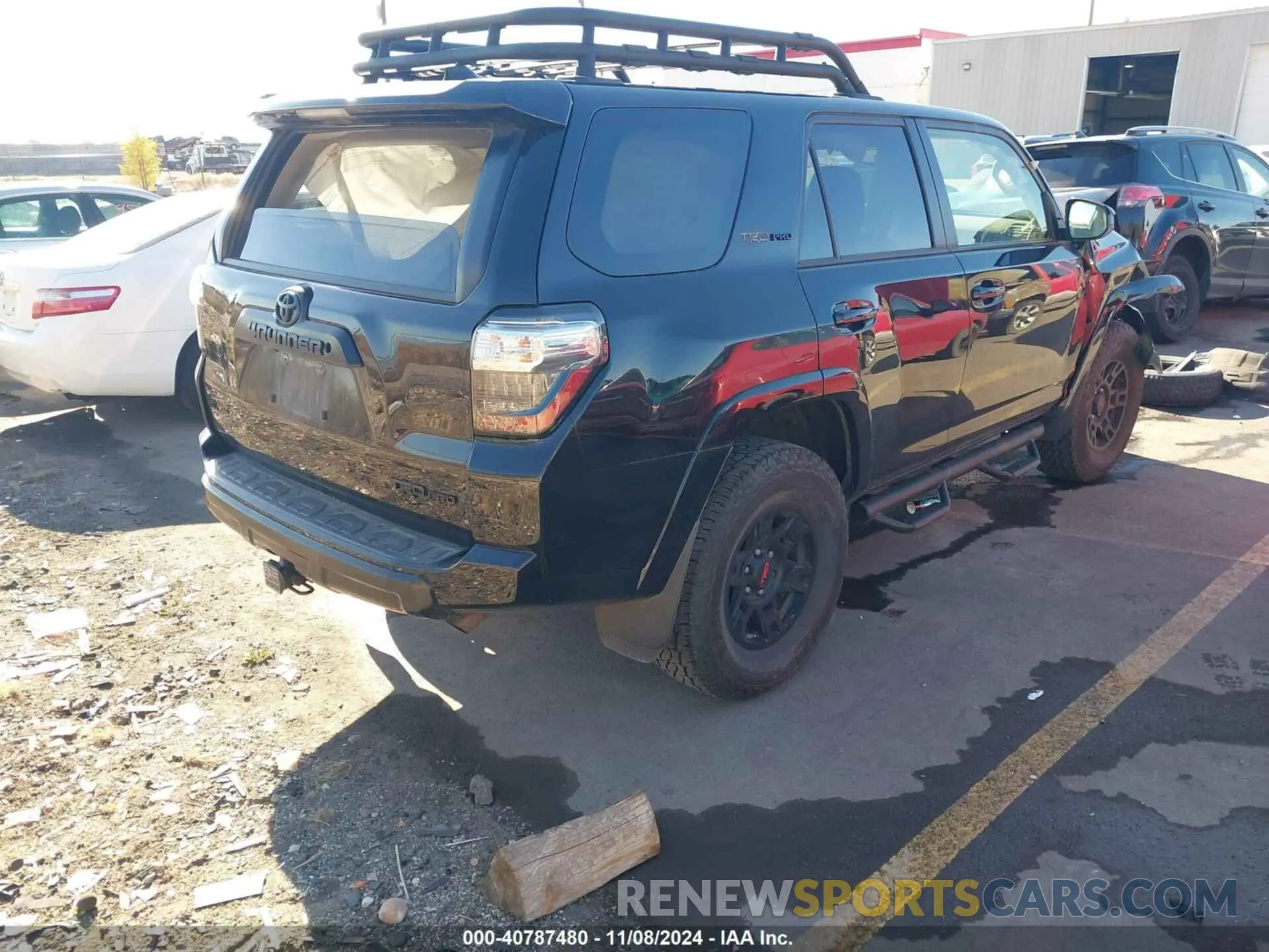 4 Photograph of a damaged car JTEBU5JRXK5722990 TOYOTA 4RUNNER 2019
