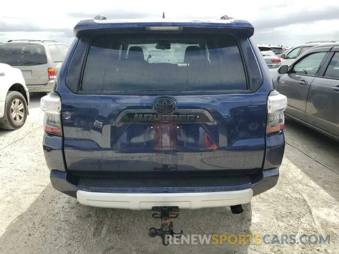6 Photograph of a damaged car JTEBU5JRXK5728580 TOYOTA 4RUNNER 2019