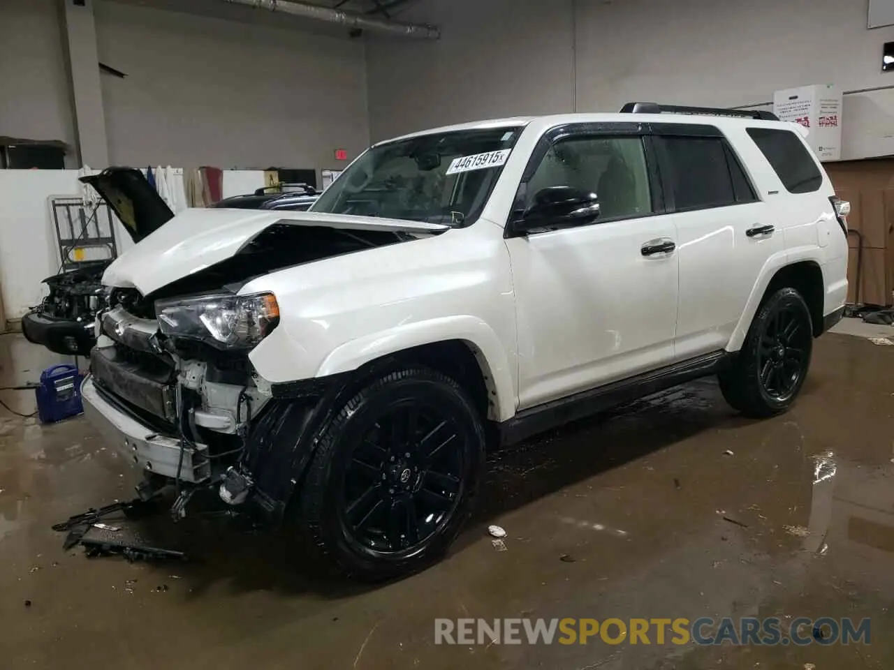 1 Photograph of a damaged car JTEBU5JRXK5732676 TOYOTA 4RUNNER 2019