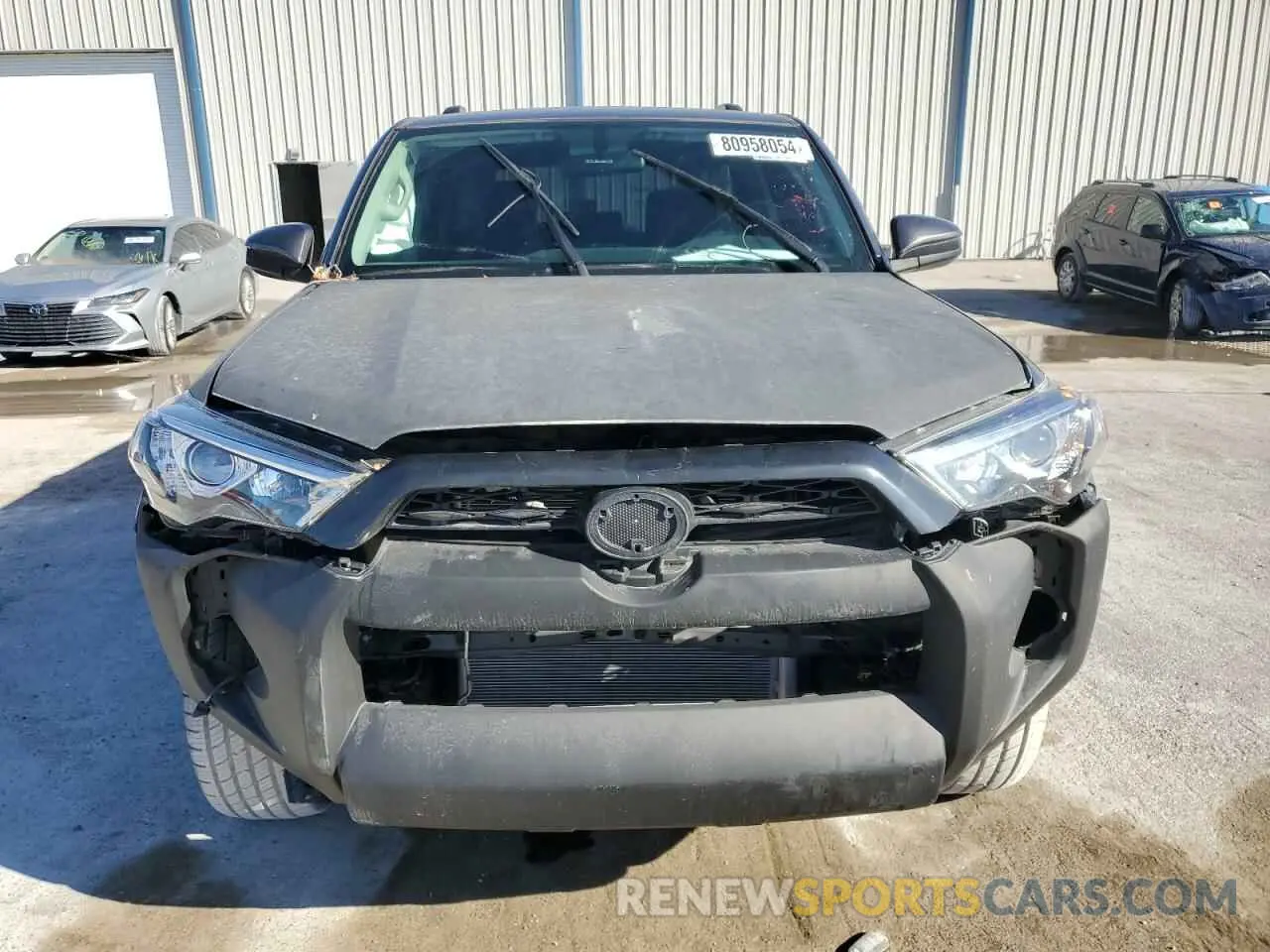5 Photograph of a damaged car JTEZU5JR0K5196612 TOYOTA 4RUNNER 2019