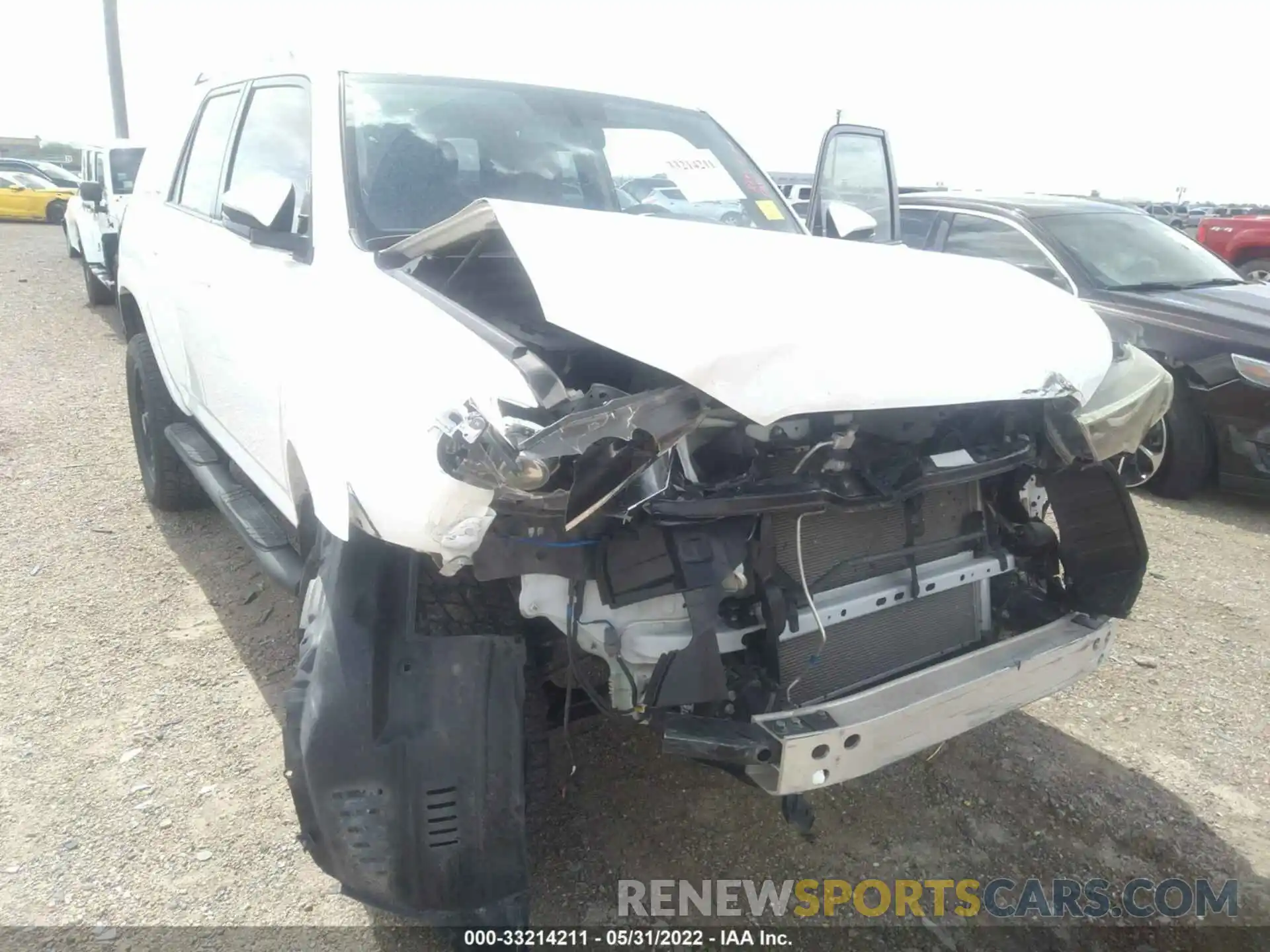 6 Photograph of a damaged car JTEZU5JR0K5202134 TOYOTA 4RUNNER 2019