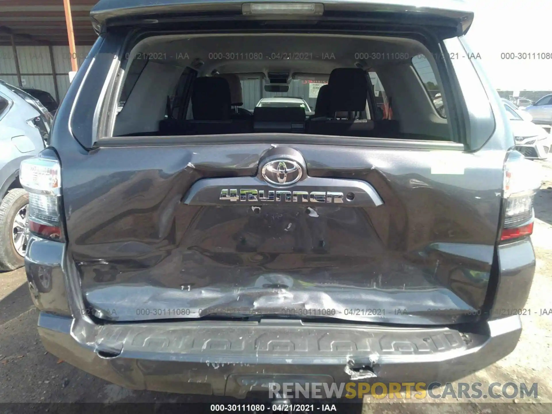 6 Photograph of a damaged car JTEZU5JR0K5204286 TOYOTA 4RUNNER 2019