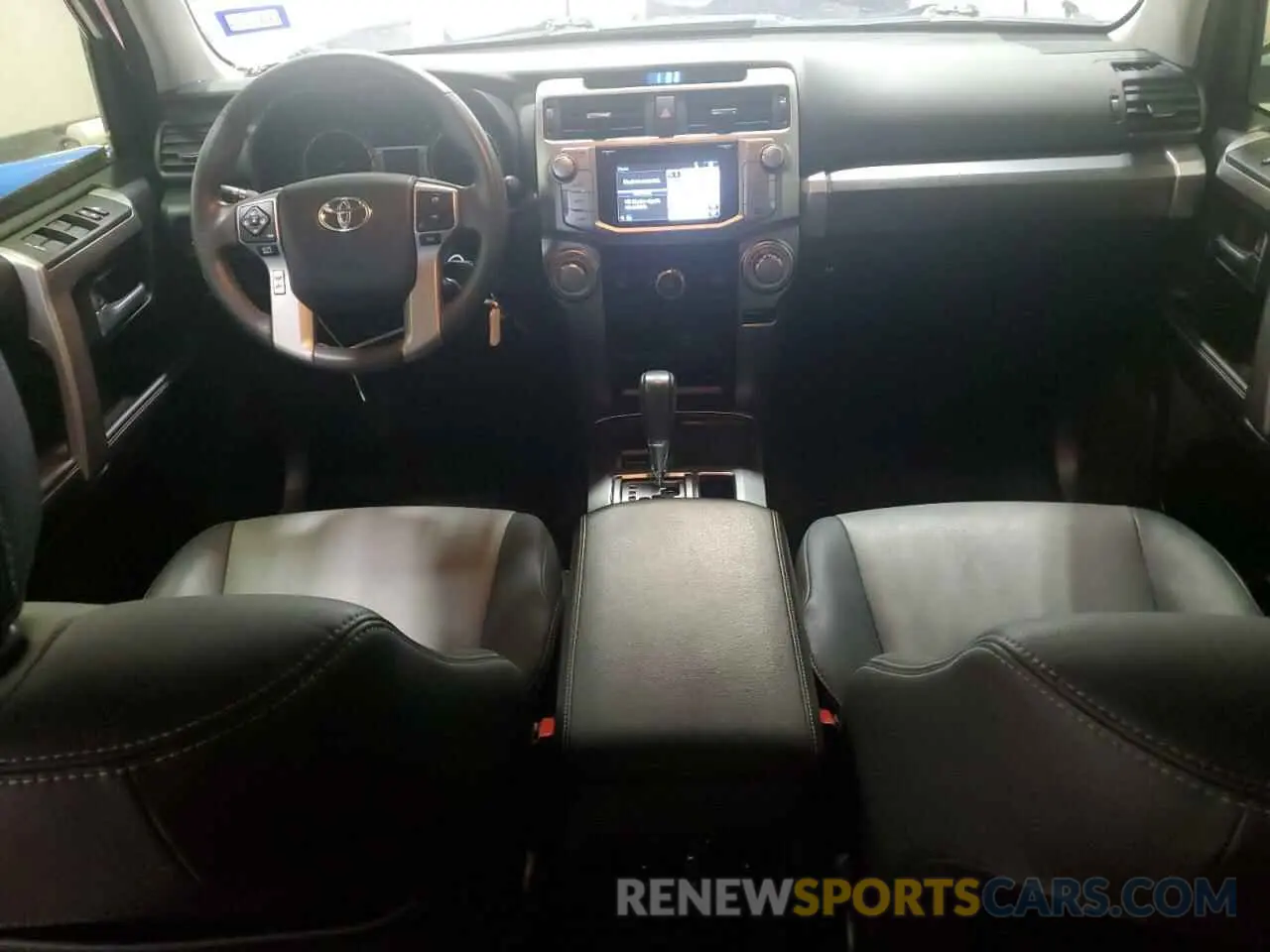 8 Photograph of a damaged car JTEZU5JR0K5206037 TOYOTA 4RUNNER 2019