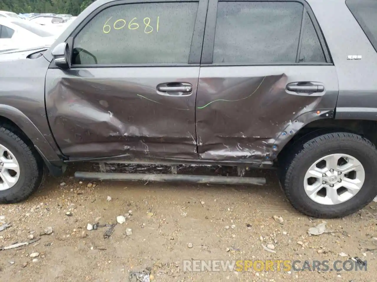 9 Photograph of a damaged car JTEZU5JR0K5209682 TOYOTA 4RUNNER 2019