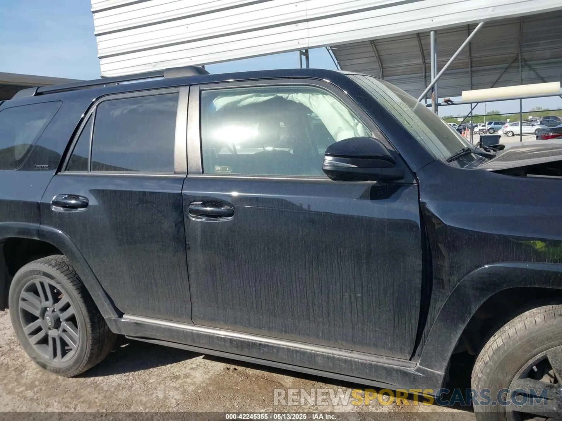 13 Photograph of a damaged car JTEZU5JR0K5210007 TOYOTA 4RUNNER 2019