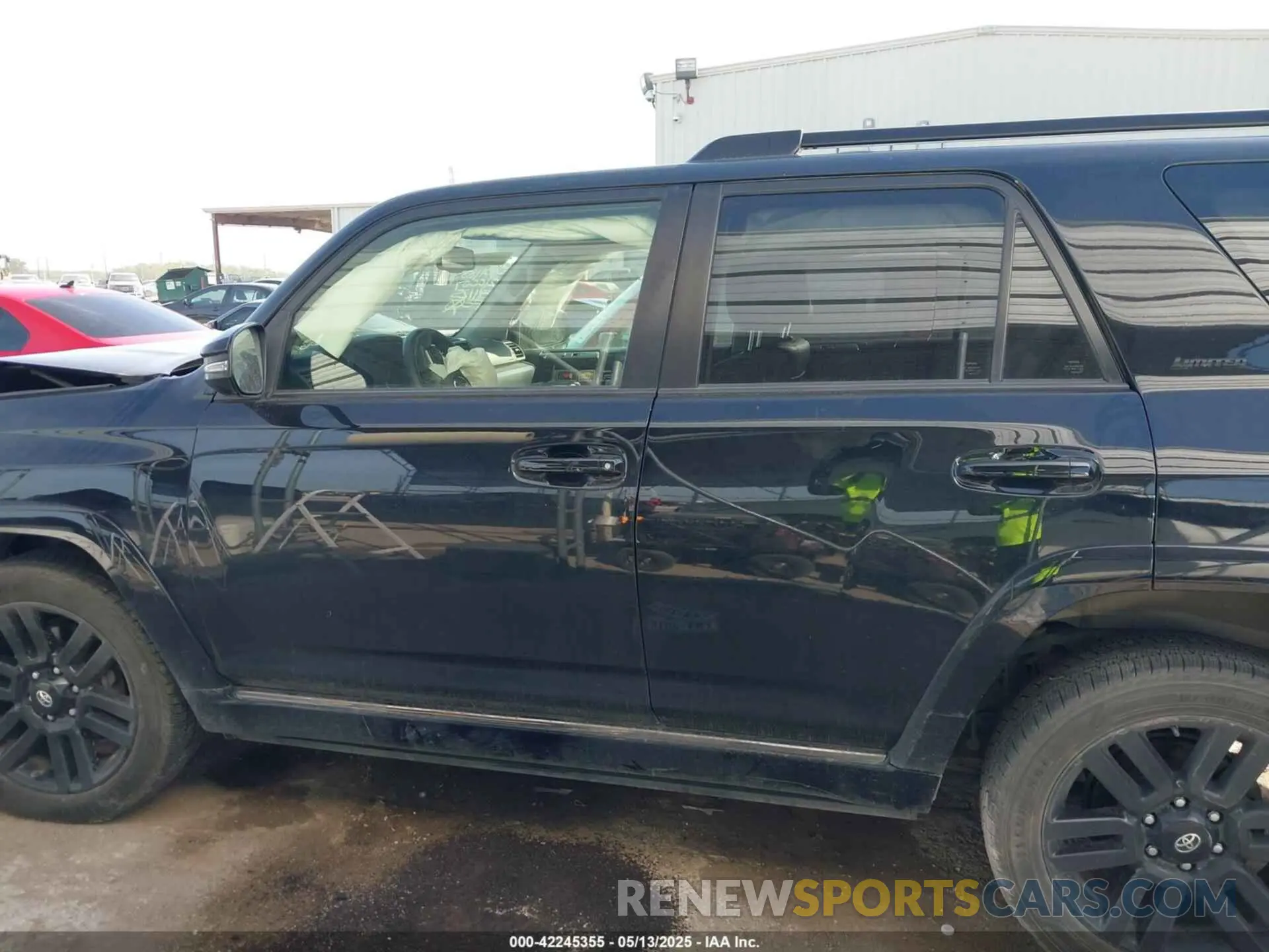 14 Photograph of a damaged car JTEZU5JR0K5210007 TOYOTA 4RUNNER 2019