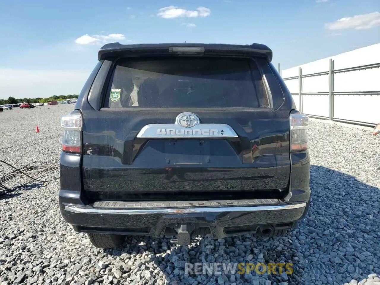 6 Photograph of a damaged car JTEZU5JR0K5213604 TOYOTA 4RUNNER 2019