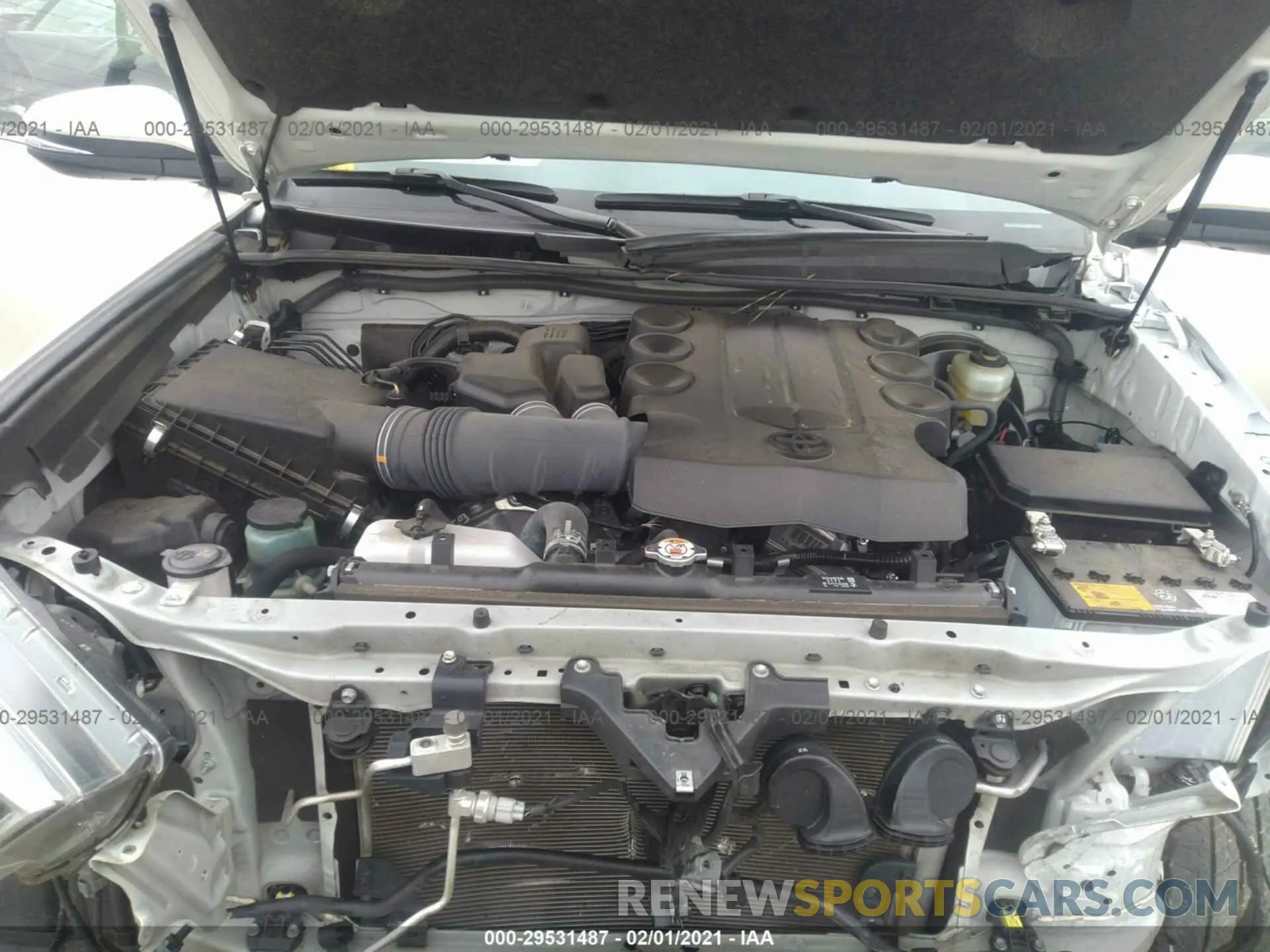 10 Photograph of a damaged car JTEZU5JR1K5199549 TOYOTA 4RUNNER 2019