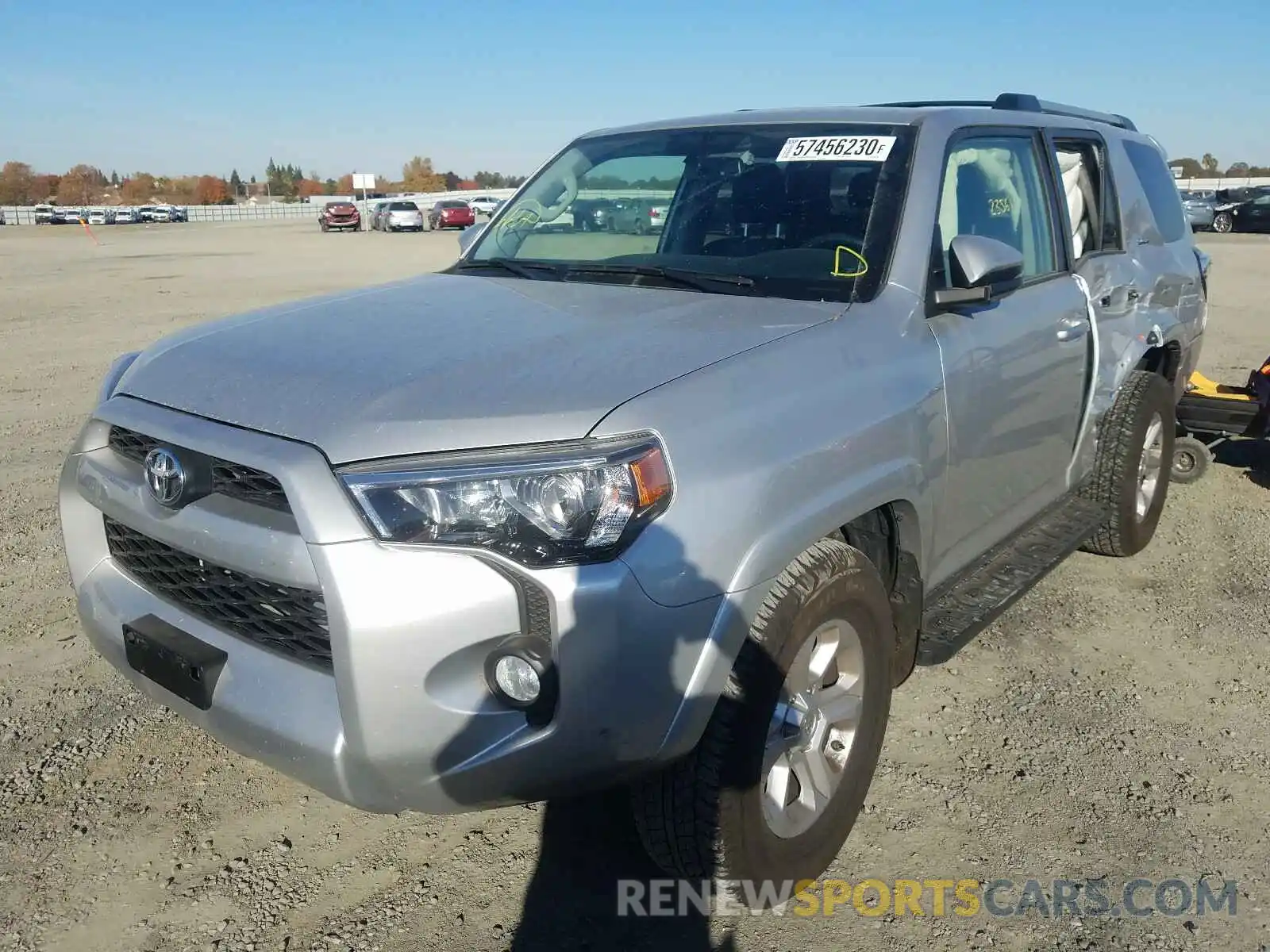 2 Photograph of a damaged car JTEZU5JR2K5203964 TOYOTA 4RUNNER 2019