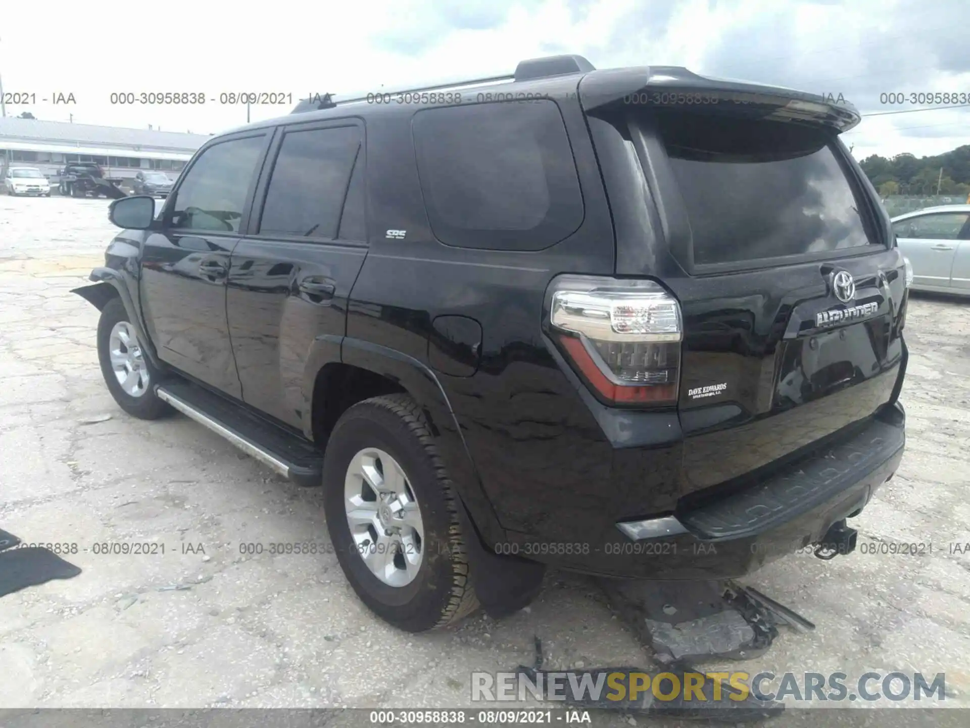 3 Photograph of a damaged car JTEZU5JR2K5207027 TOYOTA 4RUNNER 2019