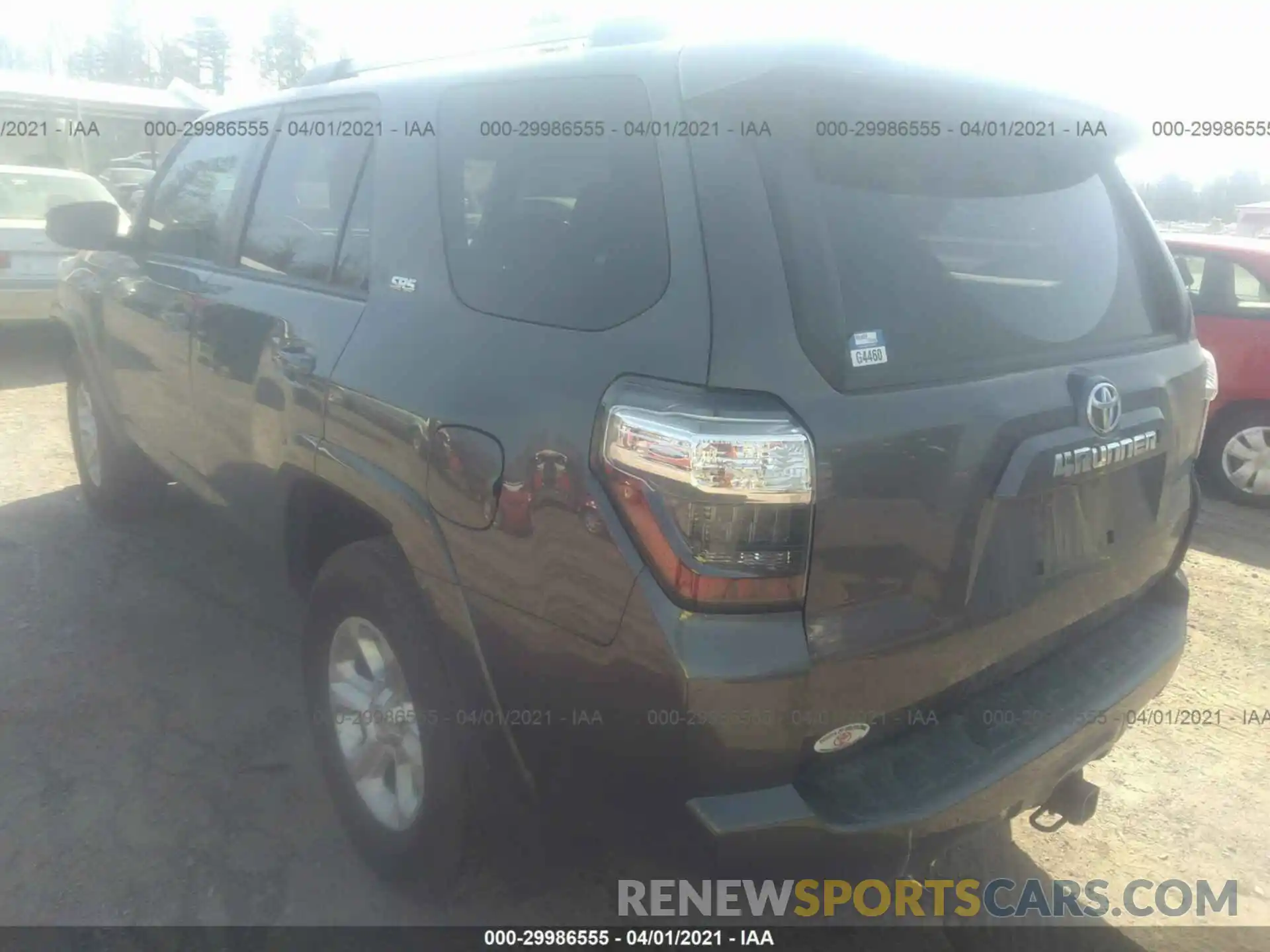 3 Photograph of a damaged car JTEZU5JR2K5207139 TOYOTA 4RUNNER 2019